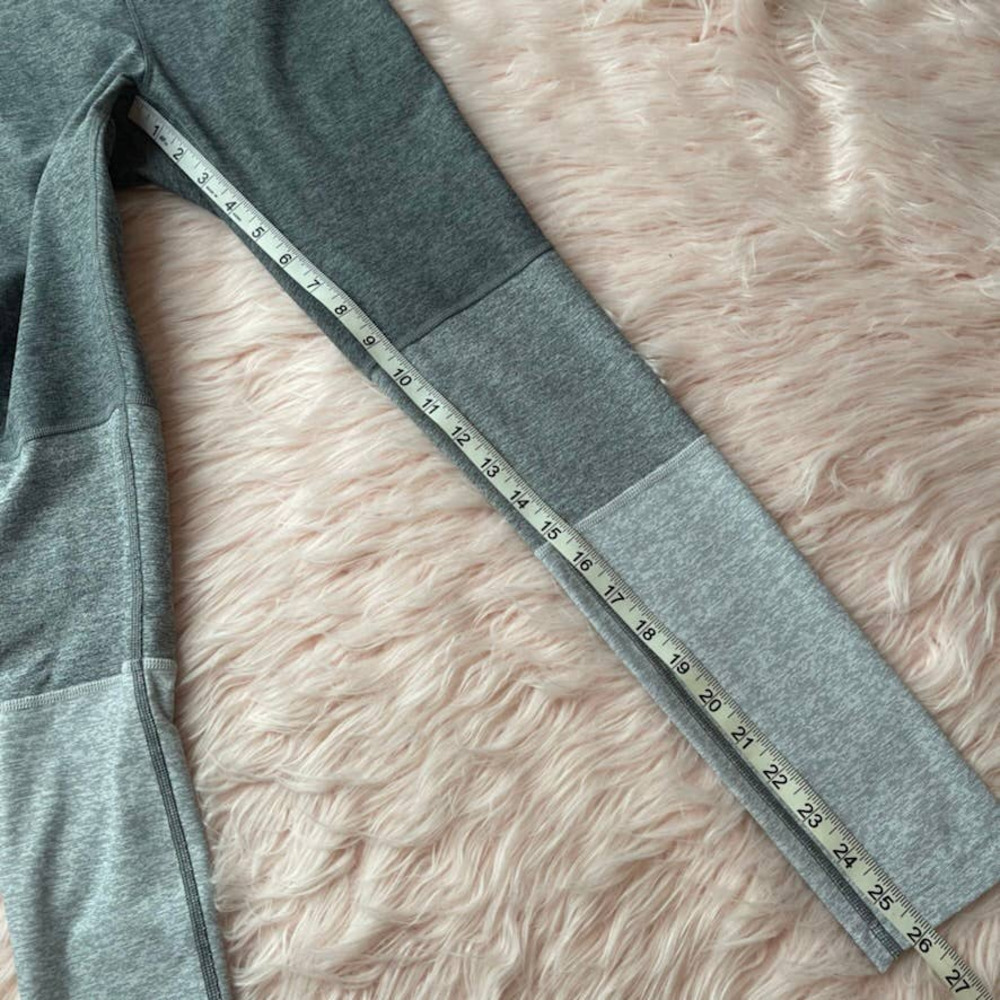 OUTDOOR VOICES Ombre Color Block Leggings 26" Inseam in Gray - Size XS EUC - Picture 7 of 8